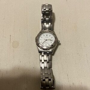 Beautiful , silver Pulsar water resistant , women’s watch with pull on n clip